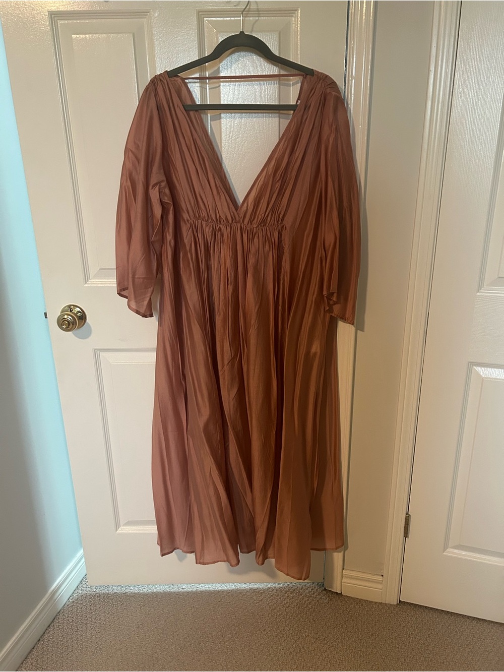 NWT - Anthropologie Women's V-Neck Midi Dress  in Dusty Coral